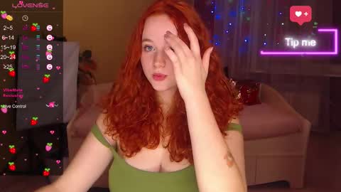Snapshot of baby_little_fox chatting on 09-30-25, 01:49 baby_little_fox online show from 09-30-25, 01:49