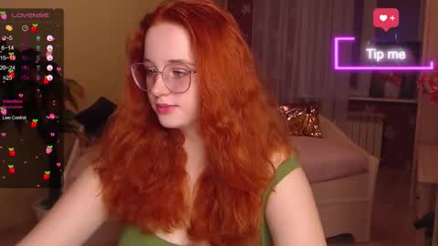 Snapshot of baby_little_fox chatting on 10-04-25, 11:30 baby_little_fox online show from 10-04-25, 11:30