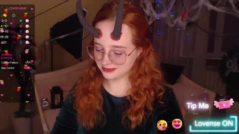 Snapshot of baby_little_fox chatting on 10-27-25, 11:47 baby_little_fox online show from 10-27-25, 11:47