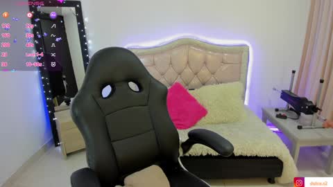 Dulce  Stefa  online show from 01-01-25, 10:43