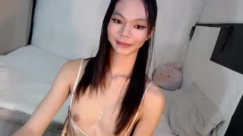 Snapshot of baby_mikay16 chatting on 06-12-26, 09:03 MIKAY HADID online show from 06-12-26, 09:03