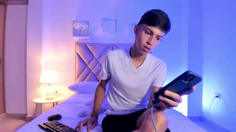 Snapshot of baby_noaht chatting on 06-04-26, 10:05 baby_noaht online show from 06-04-26, 10:05