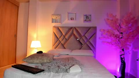 baby_noaht online show from 08-04-26, 02:15