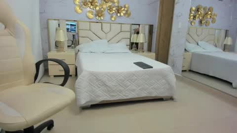Snapshot of babyangel18_ chatting on 10-12-25, 03:05 ANGEL online show from 10-12-25, 03:05