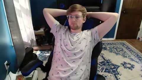 Snapshot of babyb0ydavey chatting on 07-16-26, 03:29 Davey online show from 07-16-26, 03:29