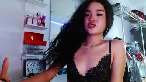 babybombom08 online show from 06-17-26, 07:04