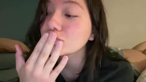 ava online show from 04-11-26, 06:07