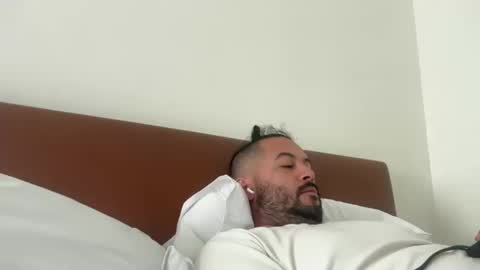 Snapshot of babychinoo chatting on 12-17-25, 09:21 bcin online show from 12-17-25, 09:21