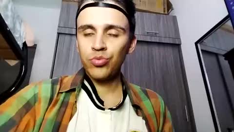 Dani  online show from 10-29-25, 09:27