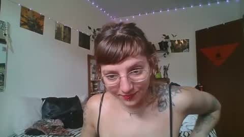 babydemon6 online show from 12-10-24, 02:17