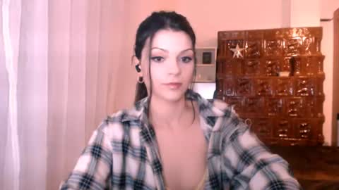 Snapshot of babydoll122060 chatting on 01-30-25, 05:19 Eli online show from 01-30-25, 05:19