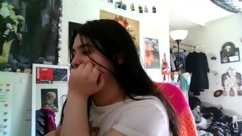 Snapshot of babydollalexiss chatting on 06-10-26, 11:46 babydollalexiss online show from 06-10-26, 11:46