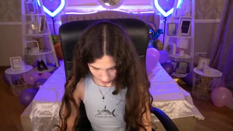 Sasha online show from 01-21-25, 04:32