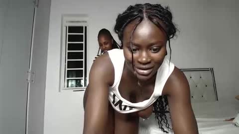 Snapshot of babygurl_barbie chatting on 10-09-25, 06:06 BARBIE online show from 10-09-25, 06:06