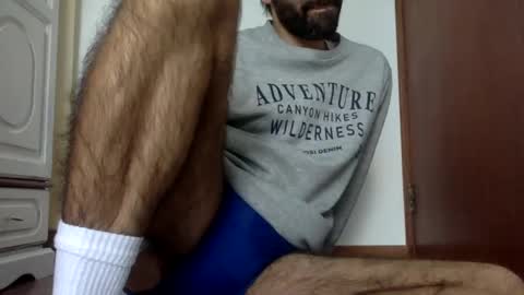 Snapshot of babyhardy chatting on 12-04-24, 12:14 Tom A.    online show from 12-04-24, 12:14