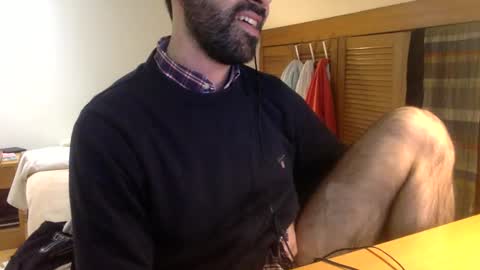 Snapshot of babyhardy chatting on 01-23-25, 07:40 Tom A.    online show from 01-23-25, 07:40