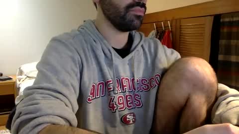 Snapshot of babyhardy chatting on 01-26-25, 07:31 Tom A.    online show from 01-26-25, 07:31