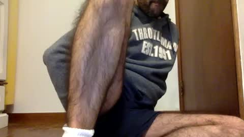 Snapshot of babyhardy chatting on 01-30-25, 11:34 Tom A.    online show from 01-30-25, 11:34