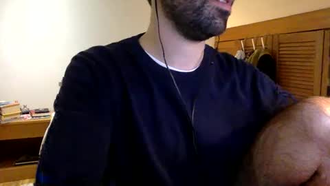 Snapshot of babyhardy chatting on 02-03-25, 07:42 Tom A.    online show from 02-03-25, 07:42