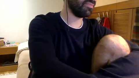 Snapshot of babyhardy chatting on 02-09-25, 08:02 Tom A.    online show from 02-09-25, 08:02