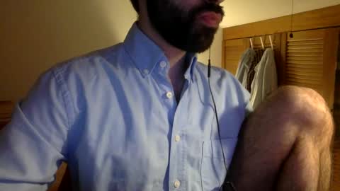 Snapshot of babyhardy chatting on 03-11-25, 07:03 Tom A.    online show from 03-11-25, 07:03