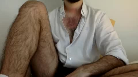 Snapshot of babyhardy chatting on 09-13-25, 11:10 Tom A.    online show from 09-13-25, 11:10