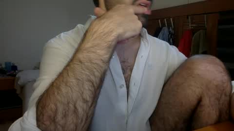 Snapshot of babyhardy chatting on 09-20-25, 04:08 Tom A.    online show from 09-20-25, 04:08