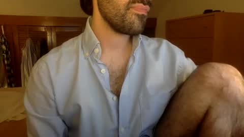 Snapshot of babyhardy chatting on 05-22-26, 11:43 Tom A. online show from 05-22-26, 11:43