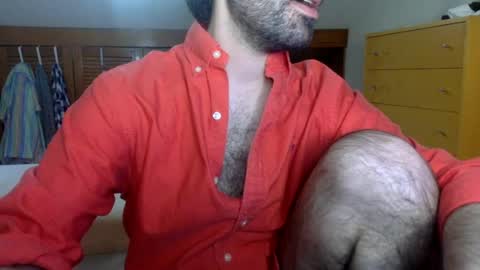 Snapshot of babyhardy chatting on 06-13-26, 10:35 Tom A. online show from 06-13-26, 10:35