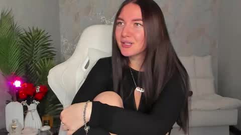 Sophia online show from 09-28-25, 03:23