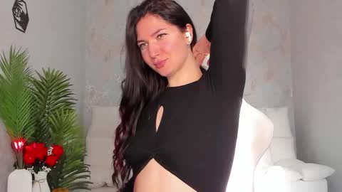 Sophia online show from 10-19-25, 03:07