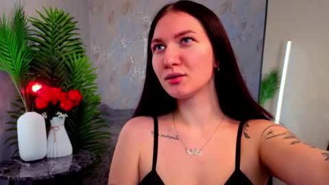 Sophia online show from 03-05-26, 04:19