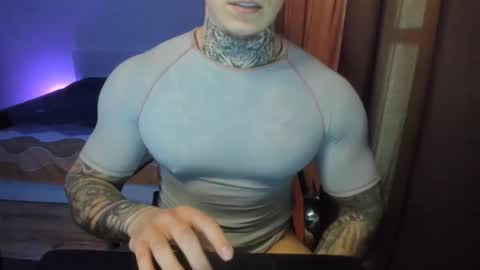 Snapshot of babylewisss chatting on 04-18-26, 02:10 Amil online show from 04-18-26, 02:10