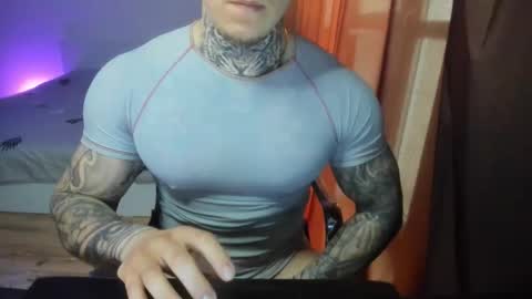 Snapshot of babylewisss chatting on 05-17-26, 01:51 Amil online show from 05-17-26, 01:51