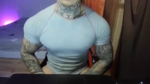 Snapshot of babylewisss chatting on 05-20-26, 02:34 Amil online show from 05-20-26, 02:34