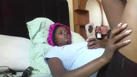 Babylisah online show from 11-26-25, 11:33