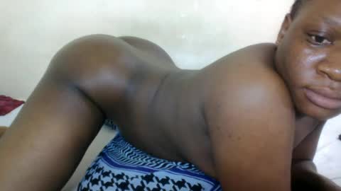 Snapshot of babymolly2 chatting on 06-13-26, 11:46 Rossy Kwekwe online show from 06-13-26, 11:46
