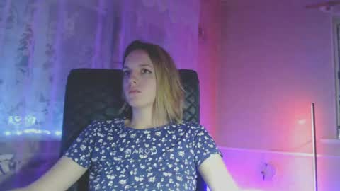 Snapshot of babymuro4ka chatting on 03-04-25, 11:00 Sonya online show from 03-04-25, 11:00