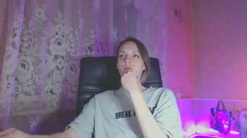 Sonya online show from 04-18-26, 07:07