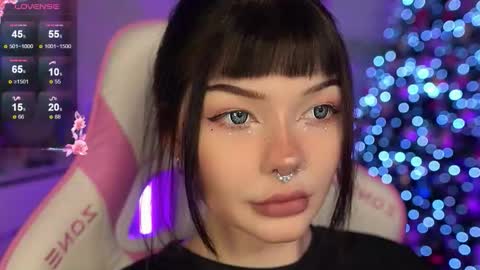 Nika online show from 12-21-25, 04:03