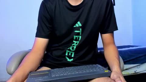 Snapshot of babyted273 chatting on 02-02-26, 06:01 Babyted273 online show from 02-02-26, 06:01