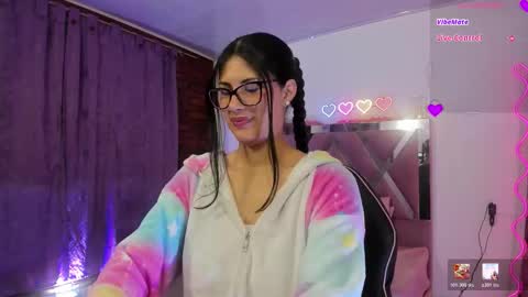 Snapshot of babyvenu_tay chatting on 02-12-26, 03:01 VENU online show from 02-12-26, 03:01