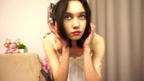 Snapshot of babyydolll69 chatting on 10-23-25, 12:37 babyydolll69 online show from 10-23-25, 12:37