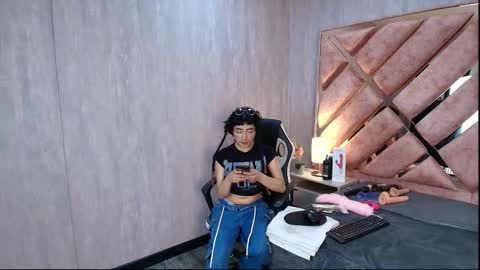 Snapshot of babyyrasta666 chatting on 10-04-25, 04:54 BABY RASTA DANN online show from 10-04-25, 04:54