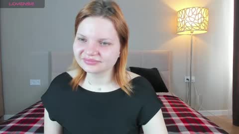 Snapshot of babyyulli chatting on 05-01-26, 01:54 babyyulli online show from 05-01-26, 01:54