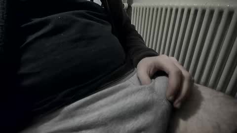 Snapshot of backfromashes chatting on 12-20-25, 10:17 Armin online show from 12-20-25, 10:17