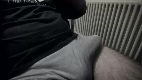 Snapshot of backfromashes chatting on 12-22-25, 08:39 Armin online show from 12-22-25, 08:39