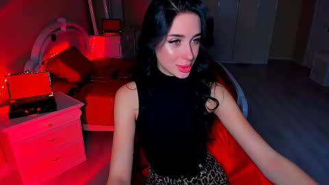 Snapshot of bad_desire chatting on 12-10-24, 10:49 Miss Desire...do you remember online show from 12-10-24, 10:49