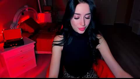 Snapshot of bad_desire chatting on 12-10-24, 03:01 Miss Desire...do you remember online show from 12-10-24, 03:01