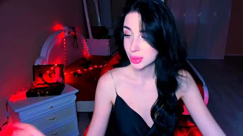 Snapshot of bad_desire chatting on 01-20-25, 11:45 Miss Desire...do you remember online show from 01-20-25, 11:45